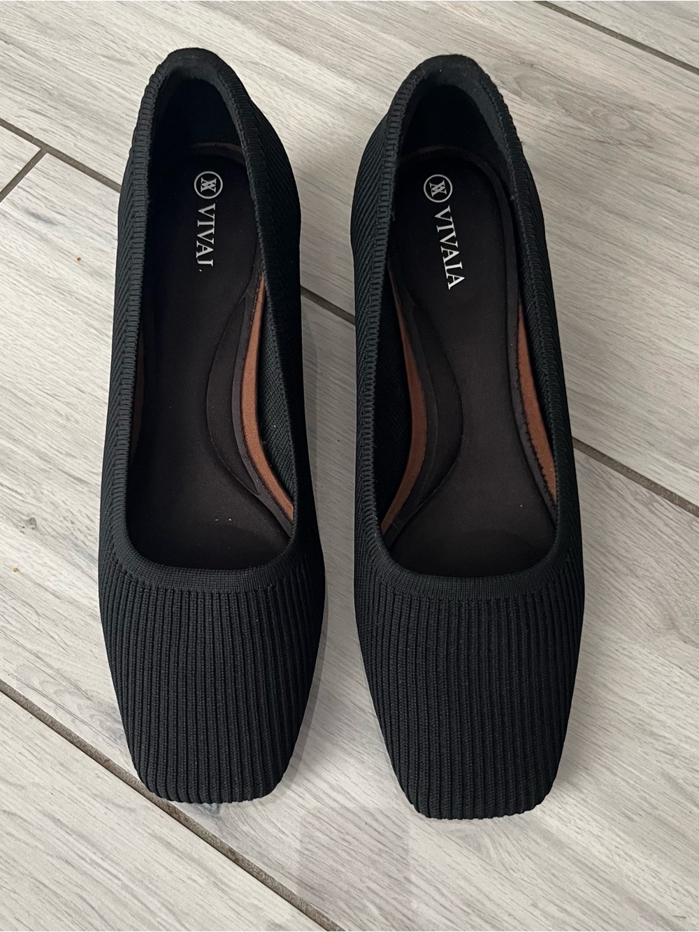 VIVAIA Melody 2.0 Black Ribbed Square-Toe Heels